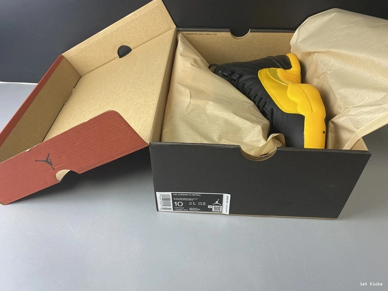 “University Jordan  12 Air 130690-070 Gold” 0301